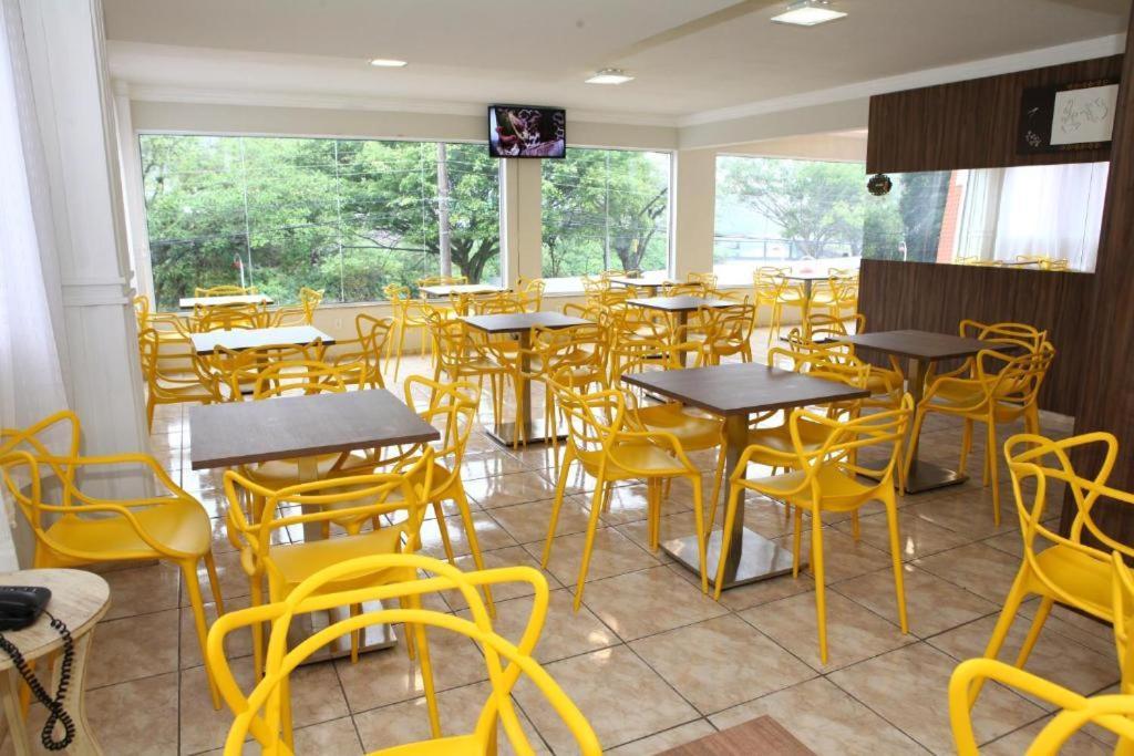 Hotel Joinvillense Bagian luar foto